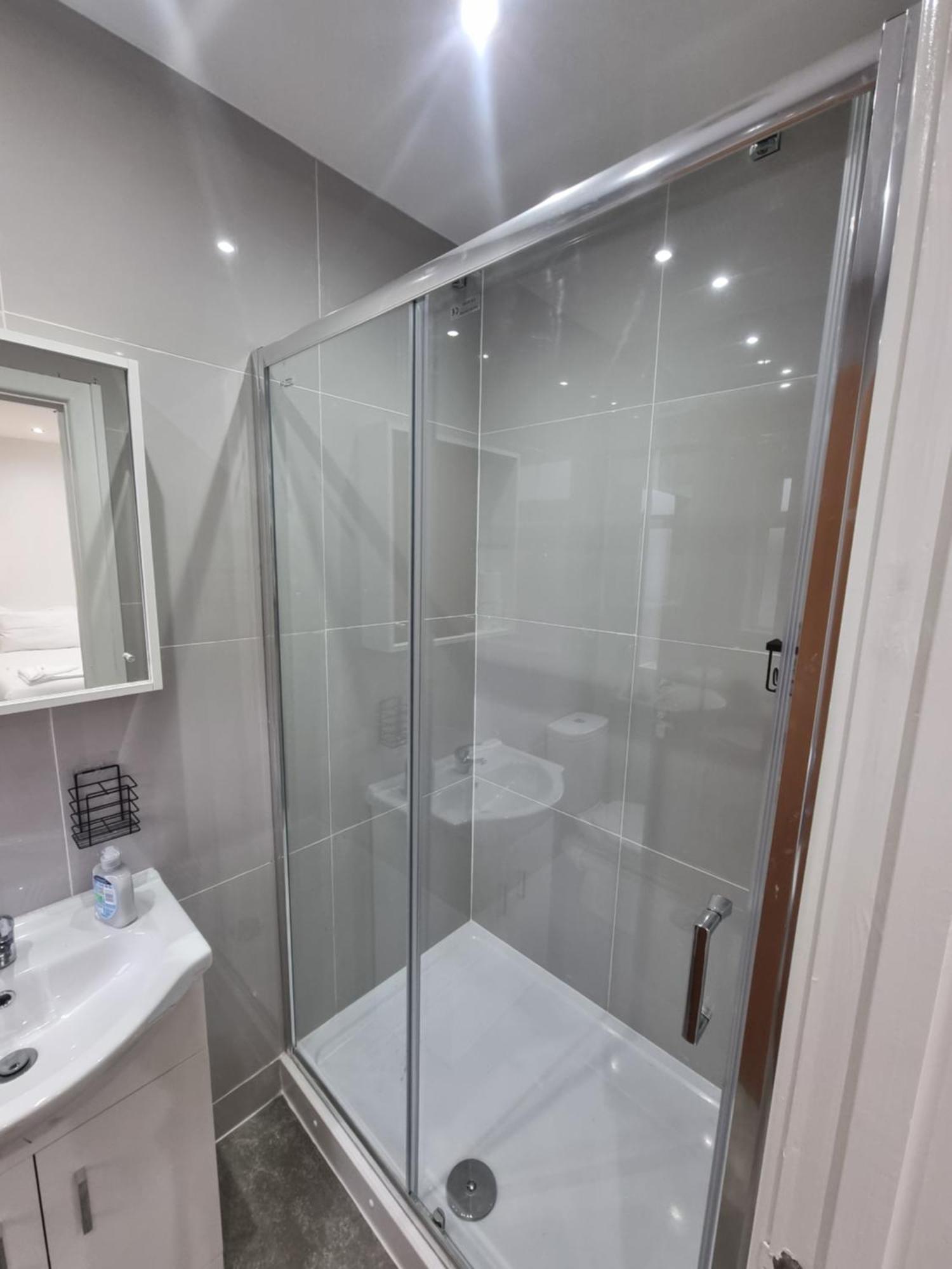 Brand New Studios In Harrow Exterior photo