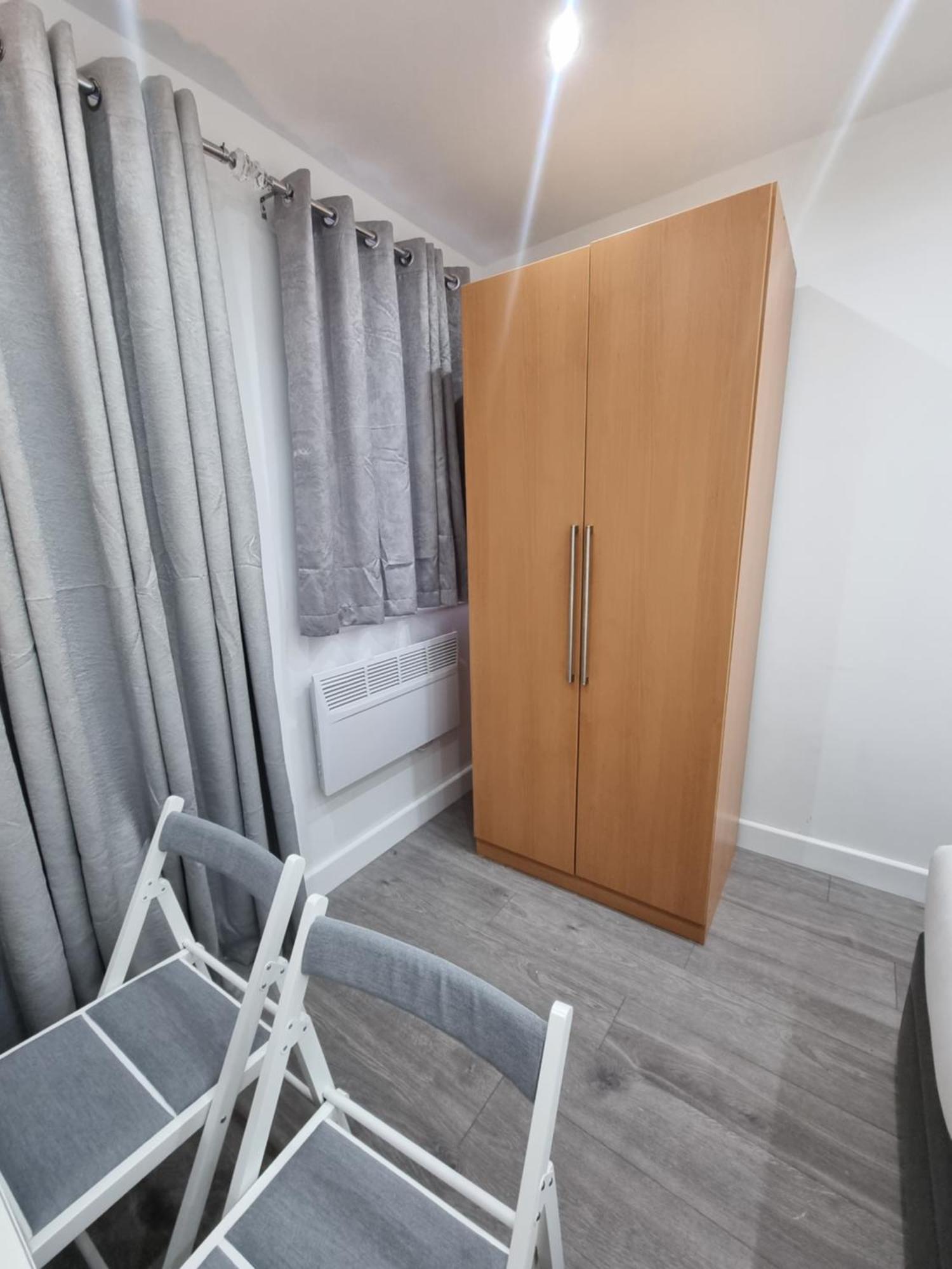 Brand New Studios In Harrow Exterior photo