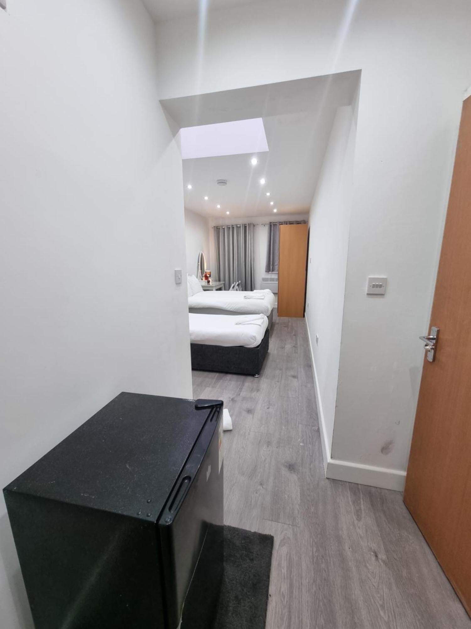 Brand New Studios In Harrow Exterior photo