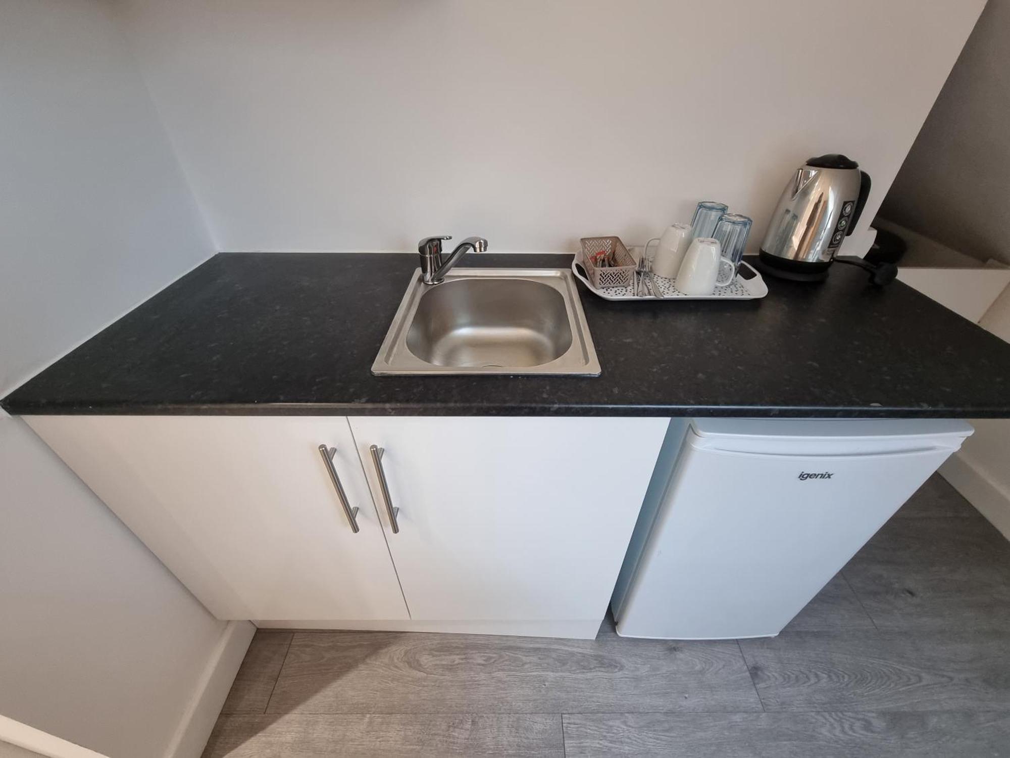 Brand New Studios In Harrow Exterior photo